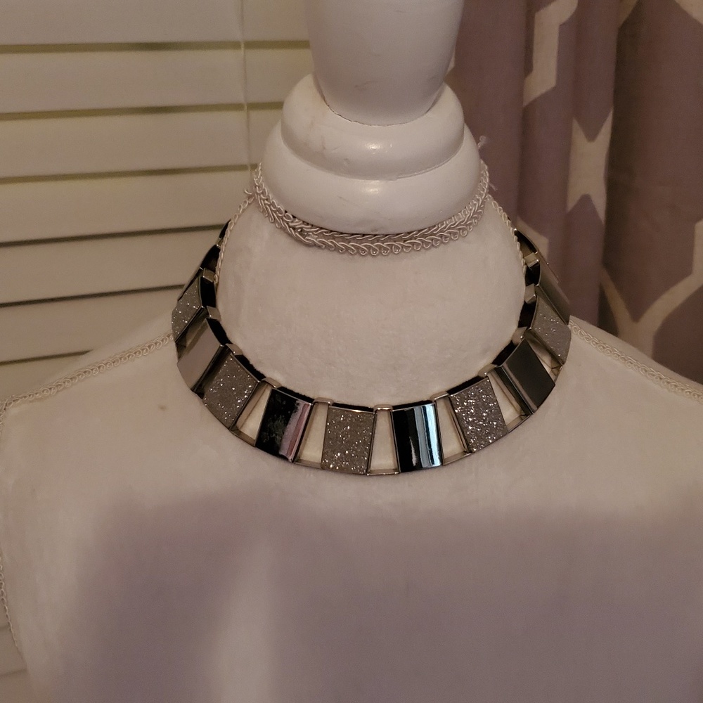 Silver chunky choker with bling